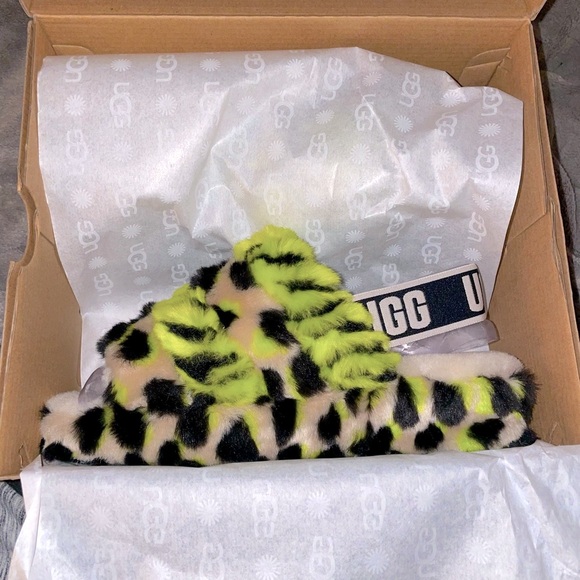 UGG Shoes - UGG Fluff Yeah Sandal BNIB